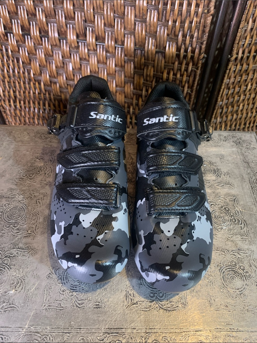 Santic Athletic Clip-On Cycling Shoes Size 8.5